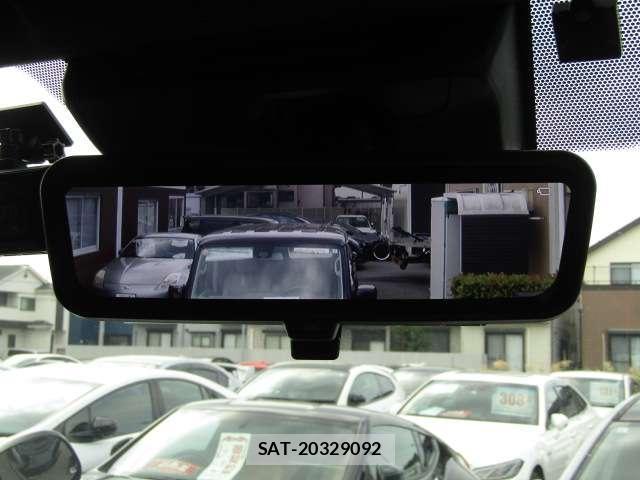 Toyota HIACE VAN 2022-08 8330335-5