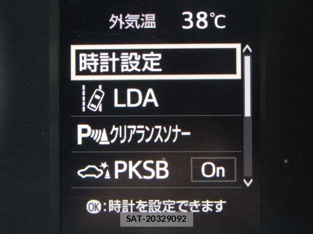 Toyota HIACE VAN 2022-08 8330335-6