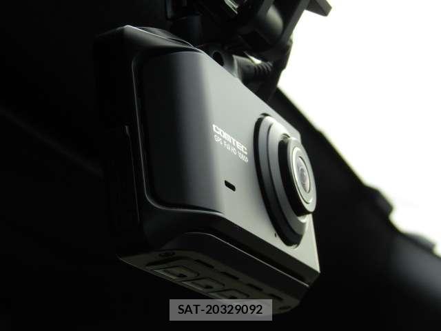Toyota HIACE VAN 2022-08 8330335-7