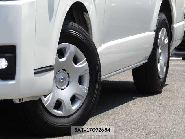 Toyota HIACE VAN 2025-06 8330336-12