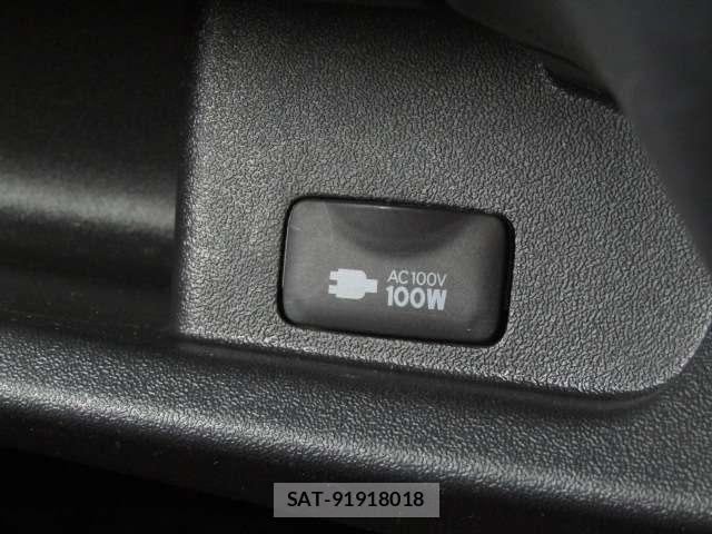 Toyota HIACE VAN 2021-08 8330337-10
