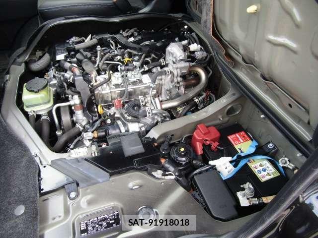 Toyota HIACE VAN 2021-08 8330337-14