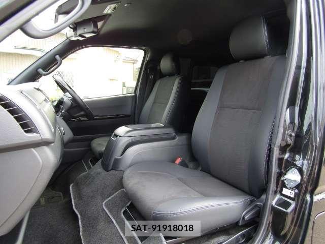 Toyota HIACE VAN 2021-08 8330337-3