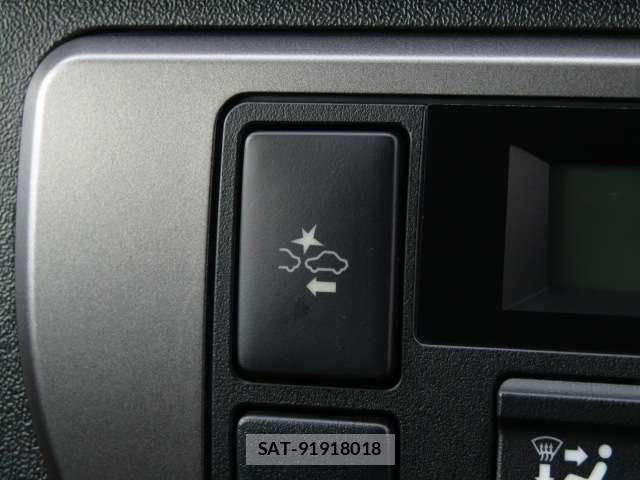 Toyota HIACE VAN 2021-08 8330337-5