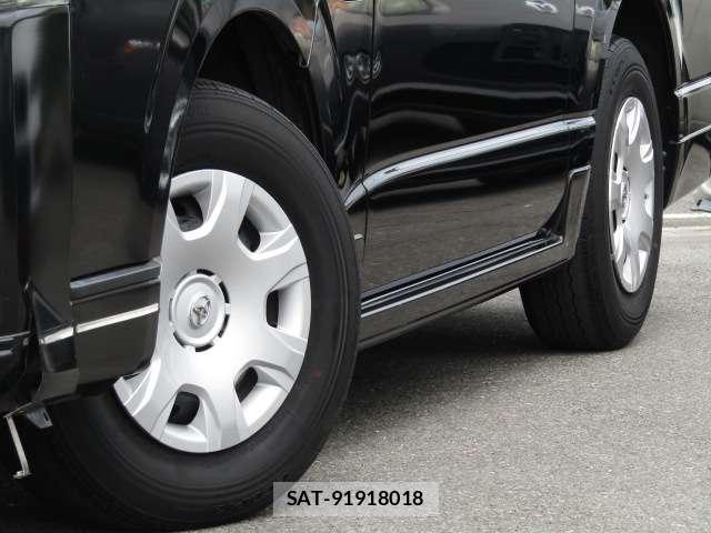 Toyota HIACE VAN 2021-08 8330337-8