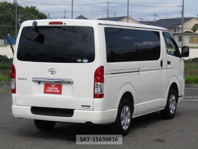 Toyota HIACE VAN 2020-08 8330338-1