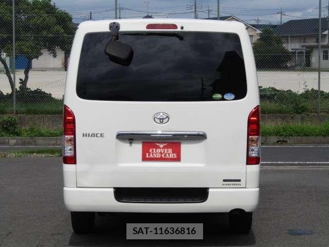Toyota HIACE VAN 2020-08 8330338-11