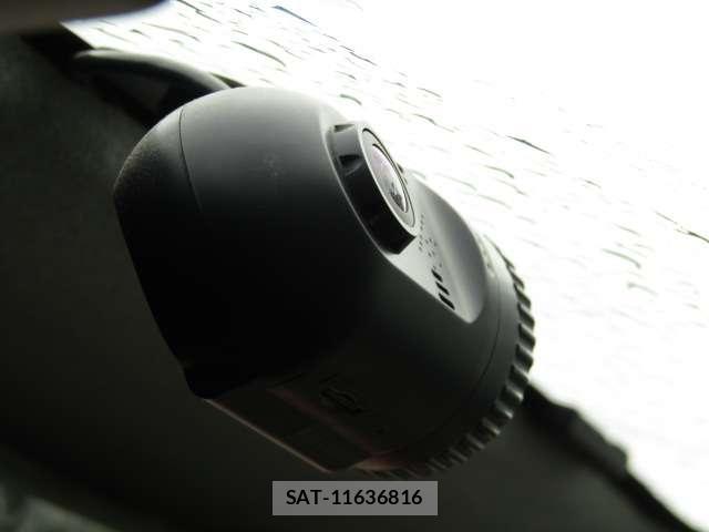 Toyota HIACE VAN 2020-08 8330338-5