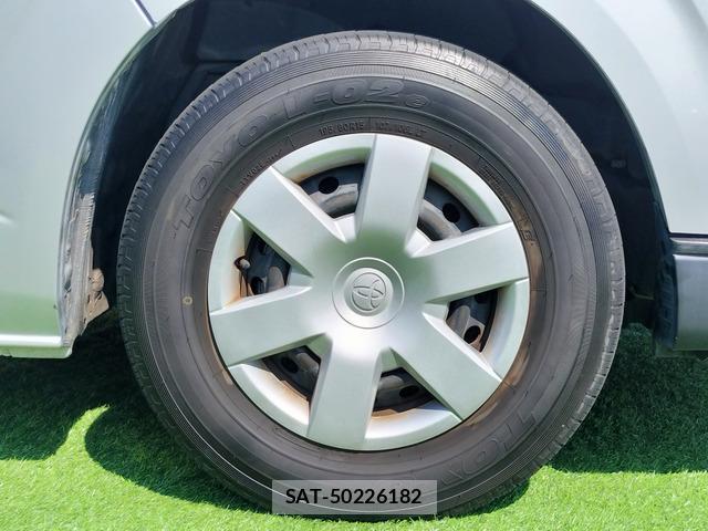 Toyota HIACE WAGON 2019-06 8329131-13