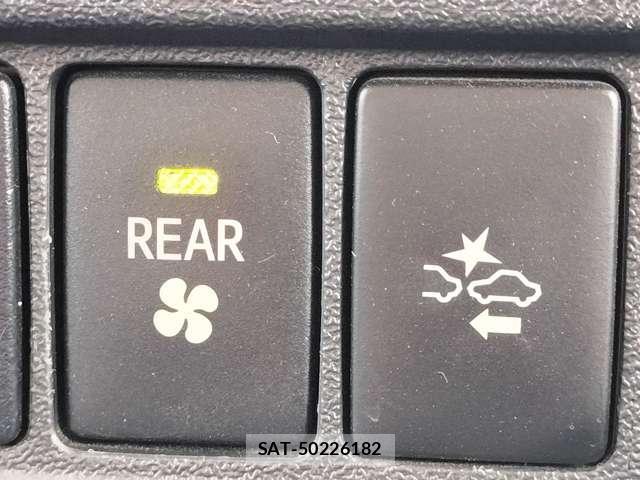Toyota HIACE WAGON 2019-06 8329131-5