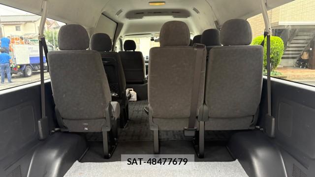 Toyota HIACE WAGON 2015-03 8329333-13