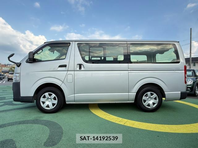 Toyota HIACE WAGON 2014-06 8329923-1