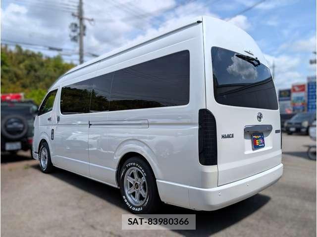 Toyota HIACE WAGON 2025-06 8330330-1