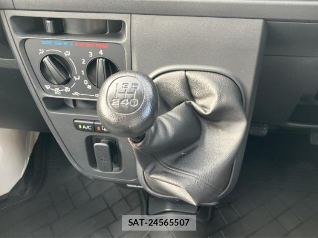 Daihatsu HIJET CARGO 2018-09 8327896-14