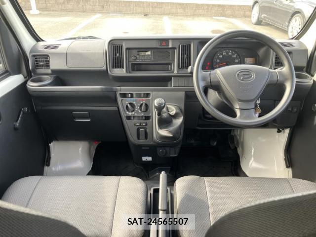 Daihatsu HIJET CARGO 2018-09 8327896-8