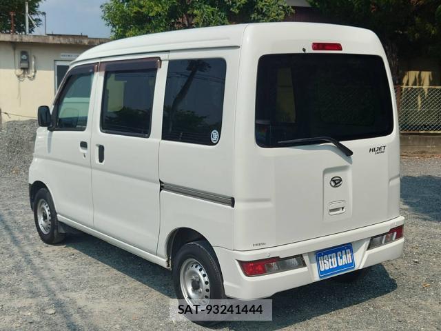 Daihatsu HIJET CARGO 2020-06 8328447-5