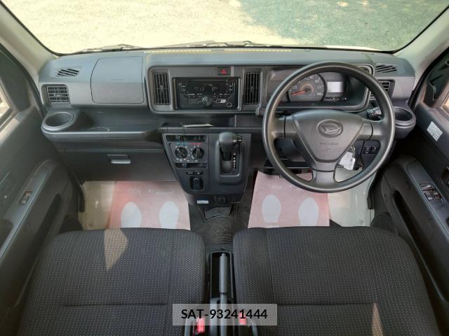 Daihatsu HIJET CARGO 2020-06 8328447-7