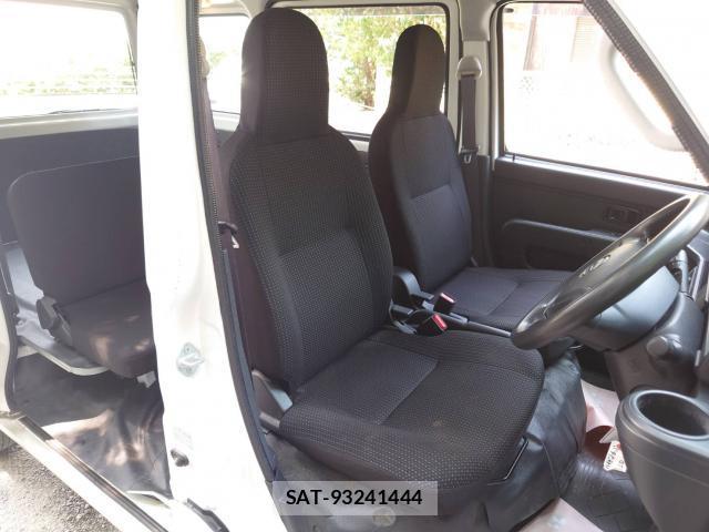 Daihatsu HIJET CARGO 2020-06 8328447-9