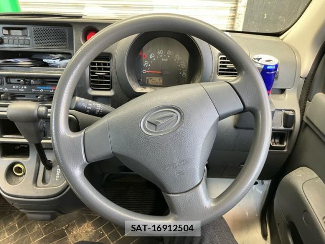 Daihatsu HIJET CARGO 2017-10 8328882-7