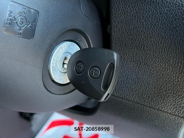 Daihatsu HIJET CARGO 2026-05 8330057-16
