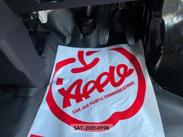 Daihatsu HIJET CARGO 2026-05 8330057-17