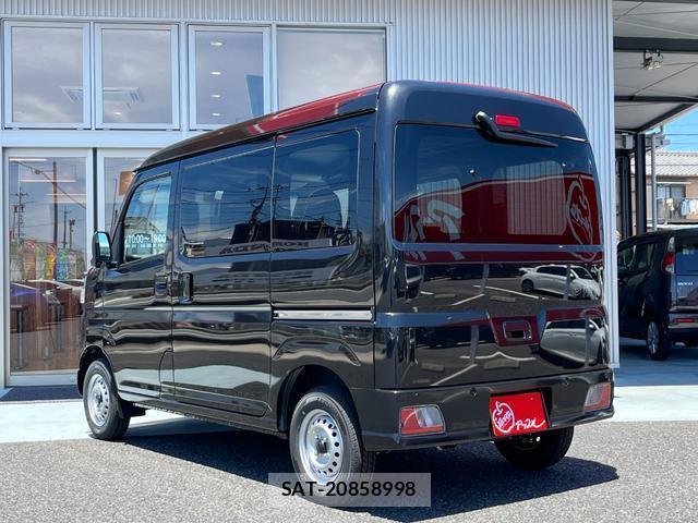 Daihatsu HIJET CARGO 2026-05 8330057-9