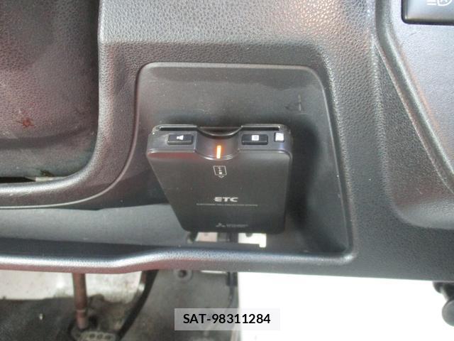 Daihatsu HIJET CARGO 2019-04 8330243-6