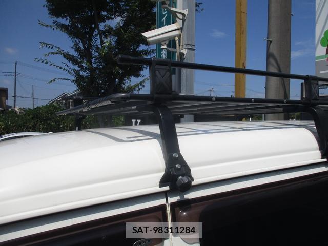 Daihatsu HIJET CARGO 2019-04 8330243-9