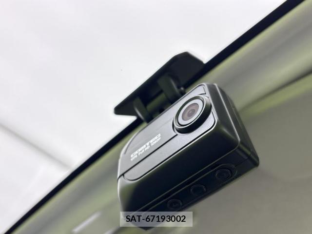 Daihatsu HIJET TRUCK 2017-11 8328451-17