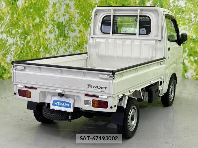 Daihatsu HIJET TRUCK 2017-11 8328451-2