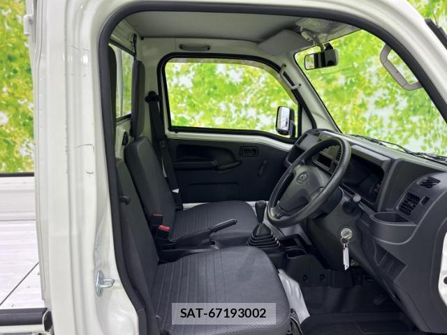 Daihatsu HIJET TRUCK 2017-11 8328451-3