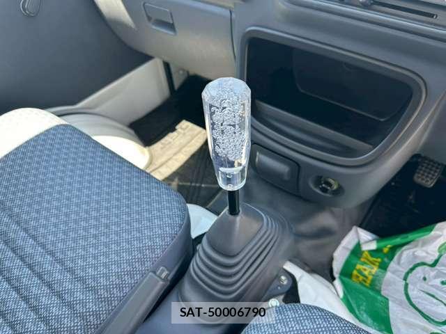 Daihatsu HIJET TRUCK 2013-12 8328738-1