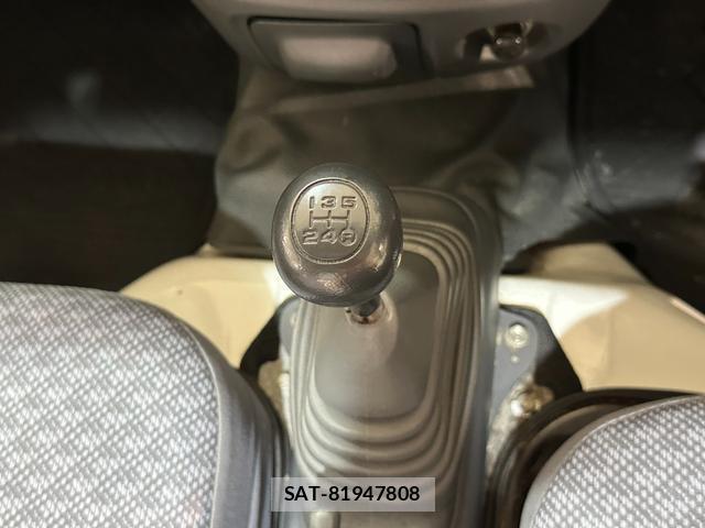 Daihatsu HIJET TRUCK 2014-01 8329637-2