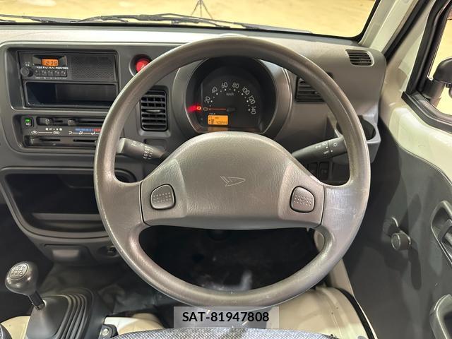 Daihatsu HIJET TRUCK 2014-01 8329637-4