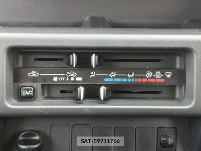 Daihatsu HIJET TRUCK 2014-10 8330309-6