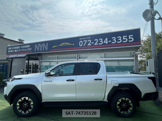 Toyota HILUX 2026-07 8328427-1