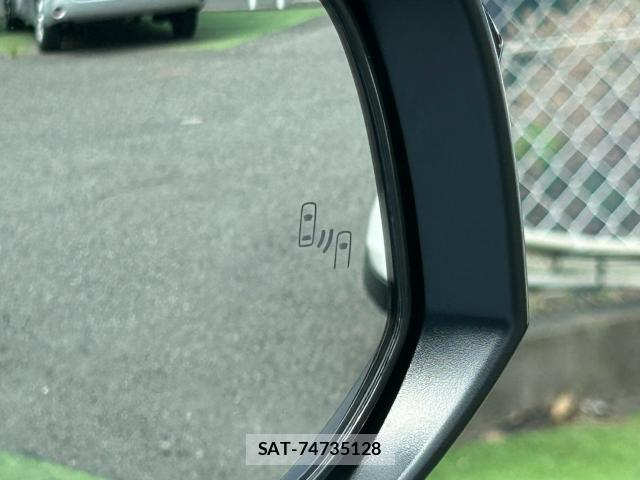 Toyota HILUX 2026-07 8328427-10