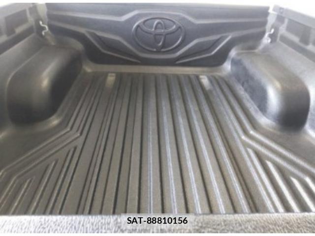 Toyota HILUX 2024-01 8328498-2