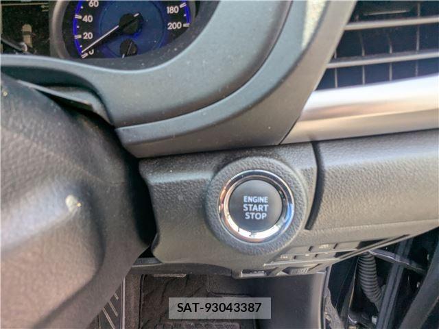 Toyota HILUX 2018-09 8329825-12