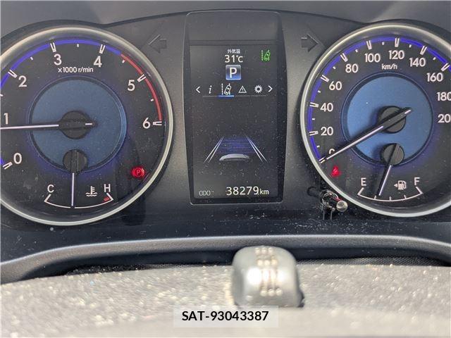 Toyota HILUX 2018-09 8329825-13
