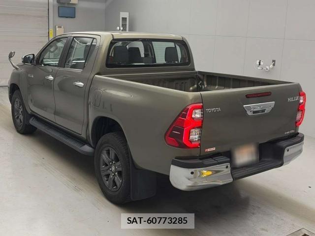 Toyota HILUX 2022-01 8330050-9