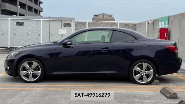 Lexus IS 2012-04 8329235-9