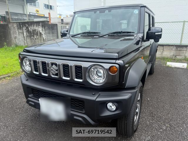 Suzuki JIMNY 2026-04 8328006-0