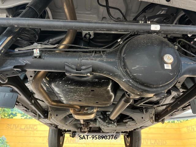 Suzuki JIMNY 2025-06 8328966-18