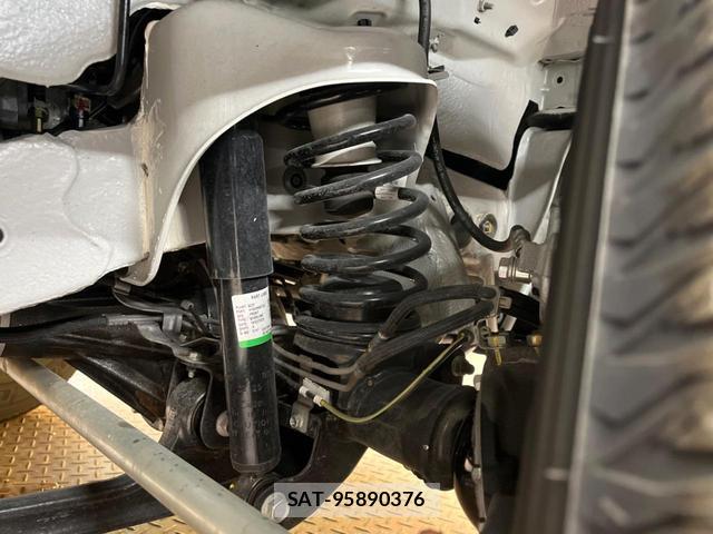Suzuki JIMNY 2025-06 8328966-19