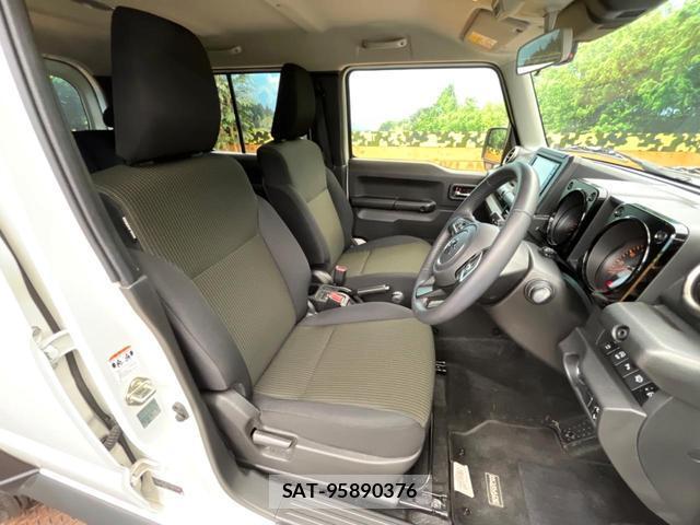 Suzuki JIMNY 2025-06 8328966-7