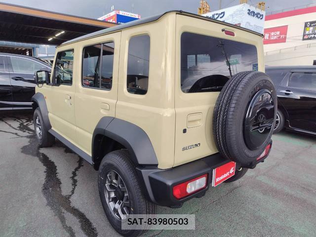 Suzuki JIMNY 2026-07 8330215-5