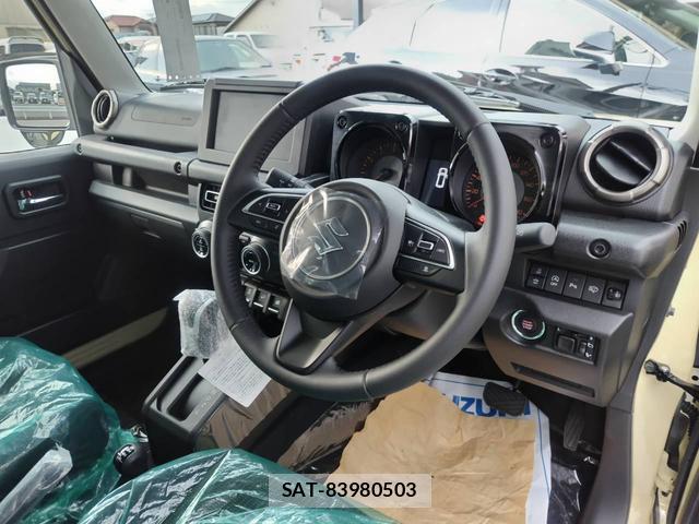 Suzuki JIMNY 2026-07 8330215-8
