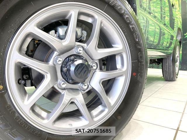 Suzuki JIMNY 2026-04 8328106-12