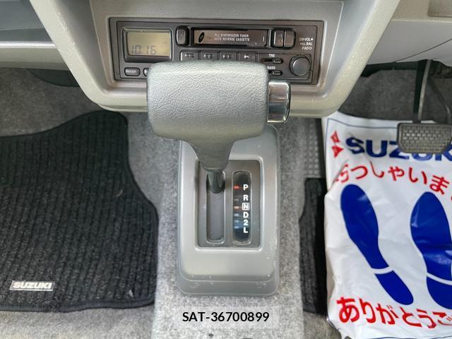 Suzuki JIMNY 1997 8328441-15